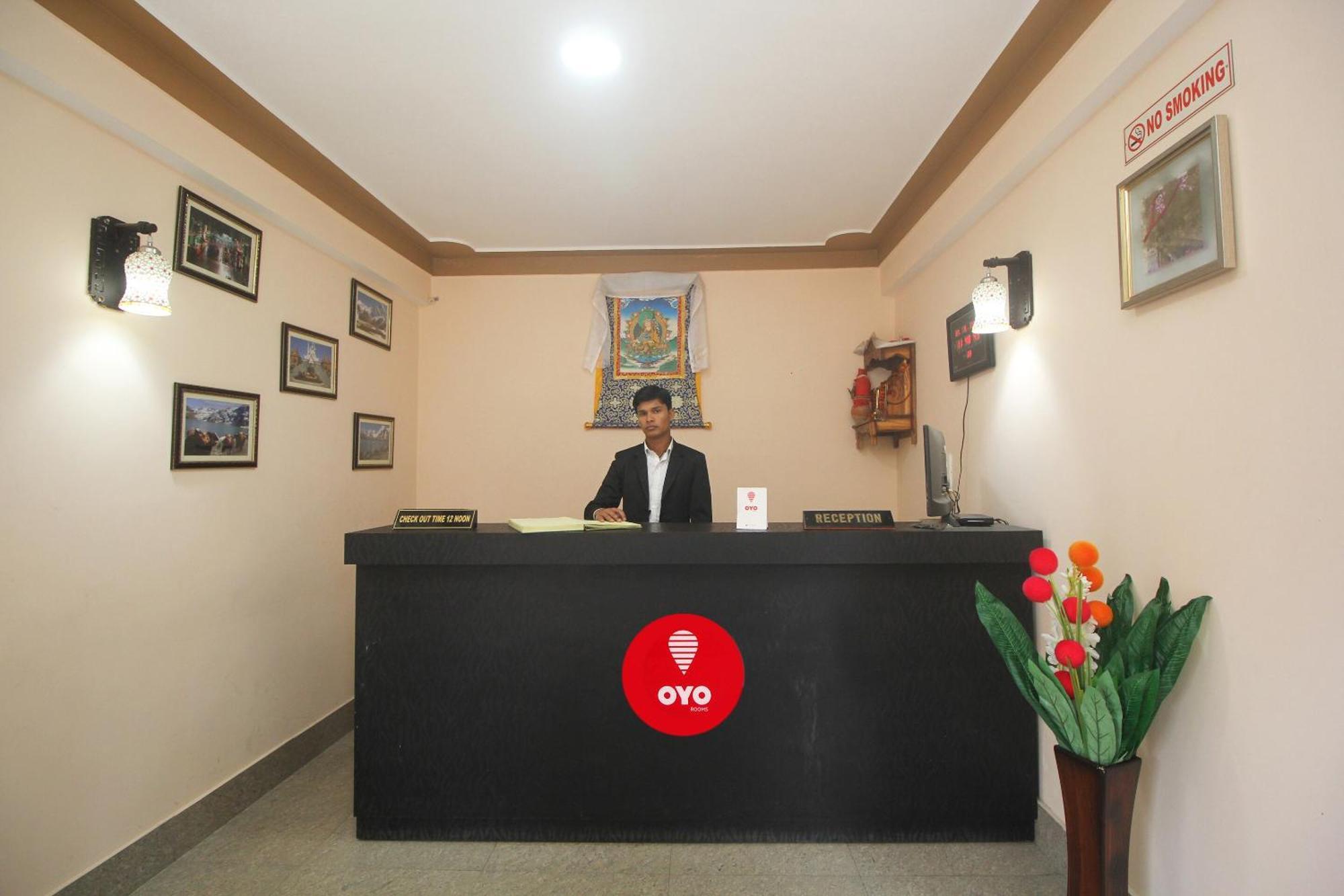 Collection O Hotel Shantiniketan ガントク エクステリア 写真